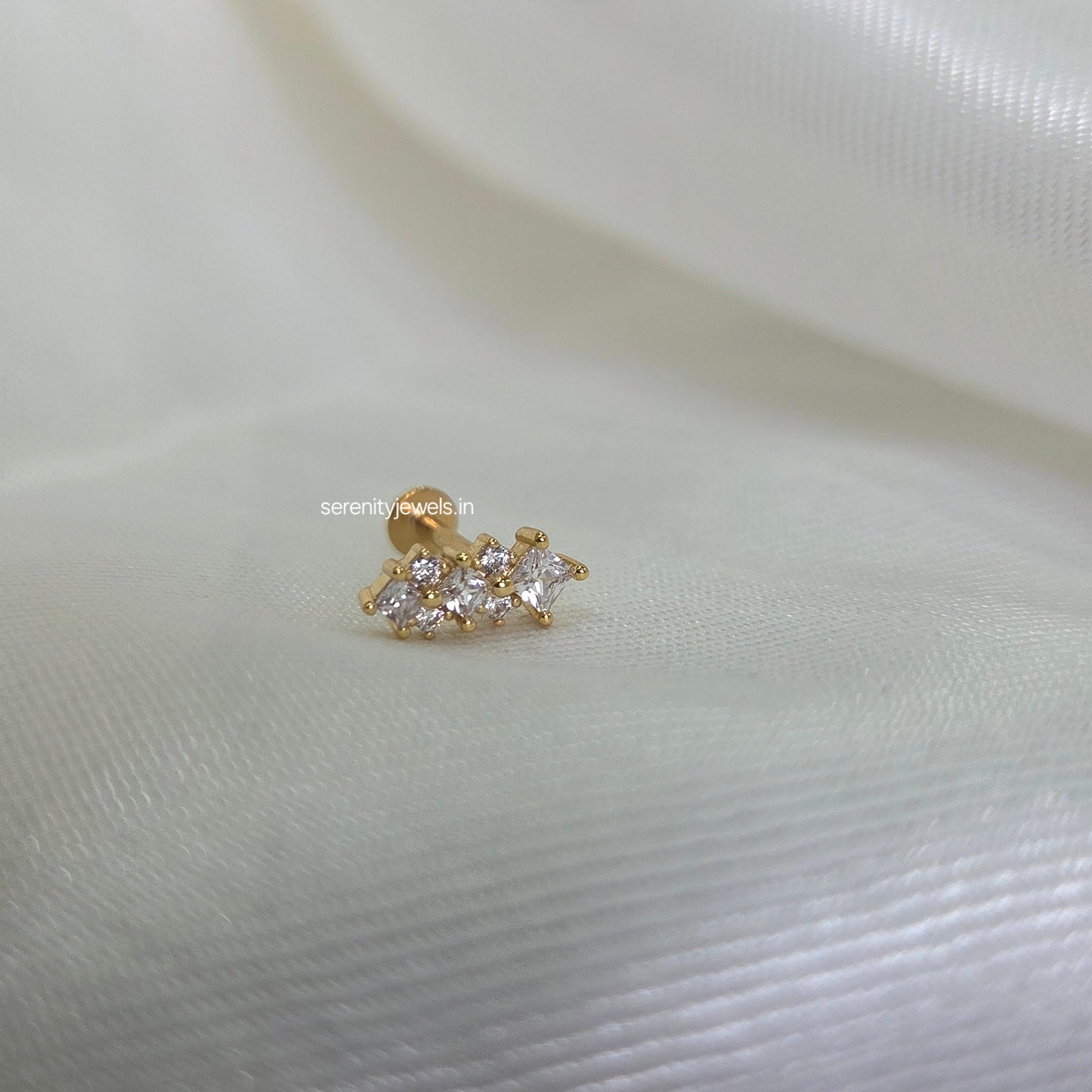 Nyx Flat Studs - PAIR