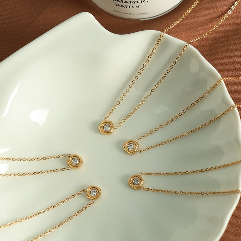 Kelly Necklace