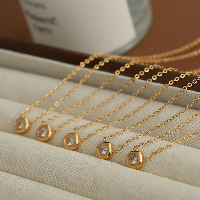 Kelly Necklace