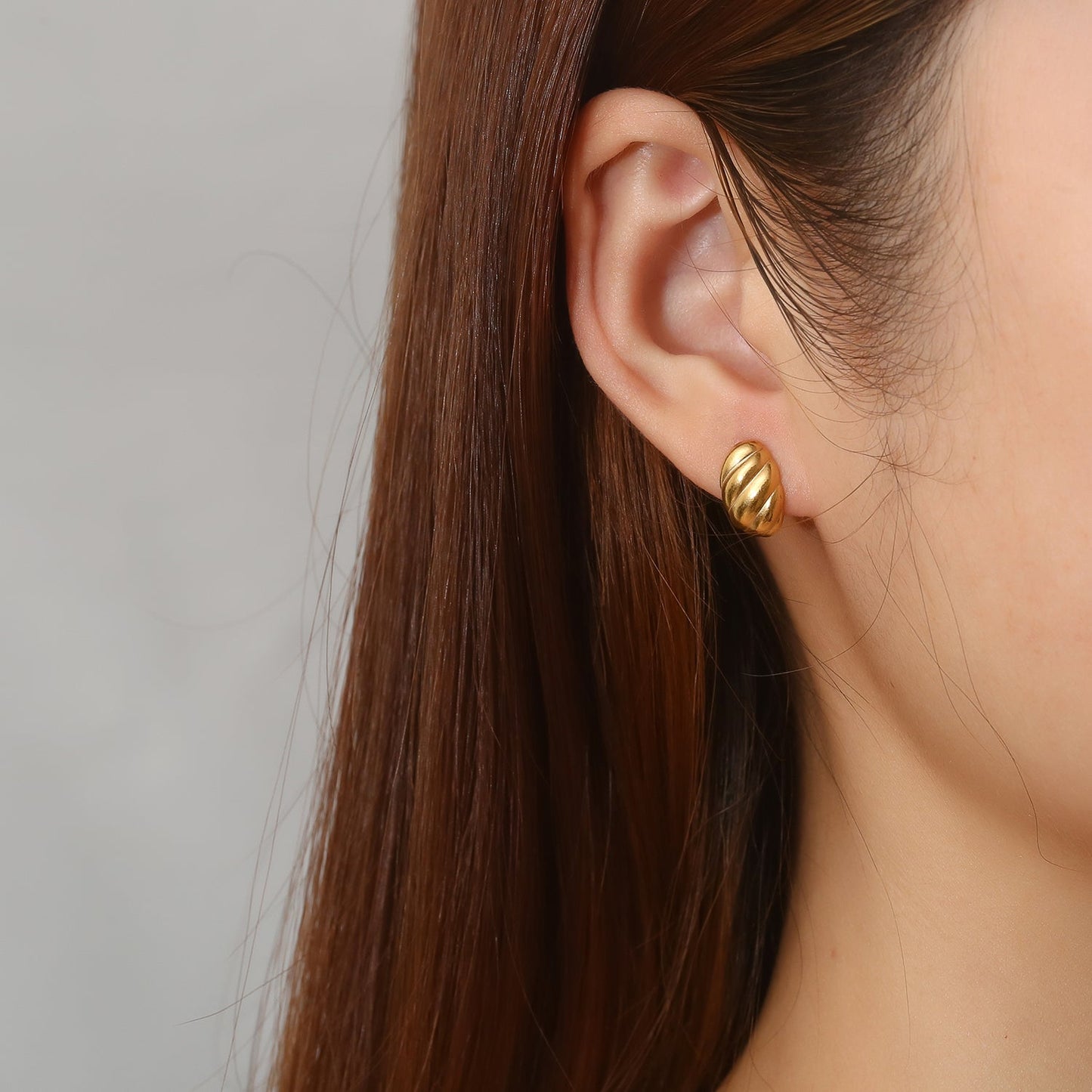 Shell Studs