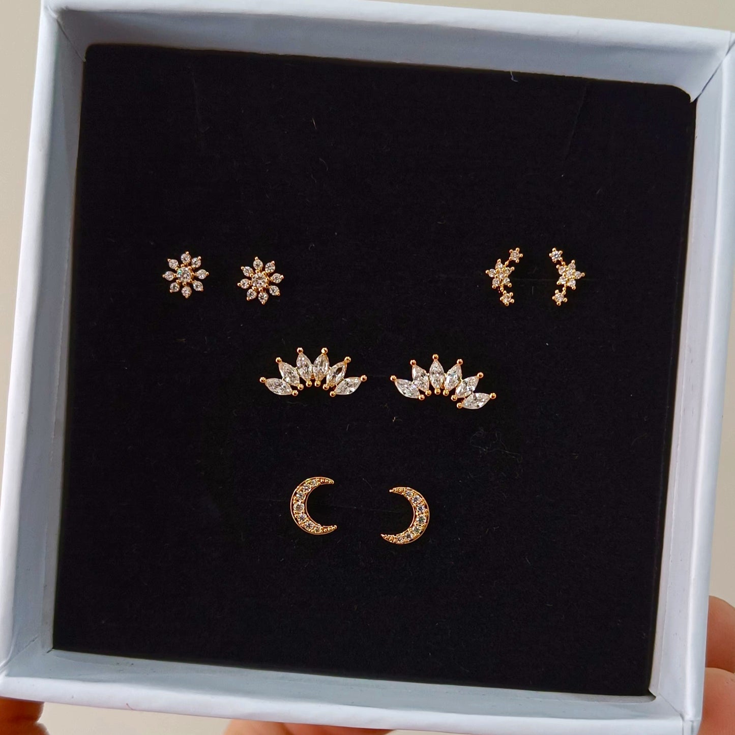 Crescent moon studs - Pair