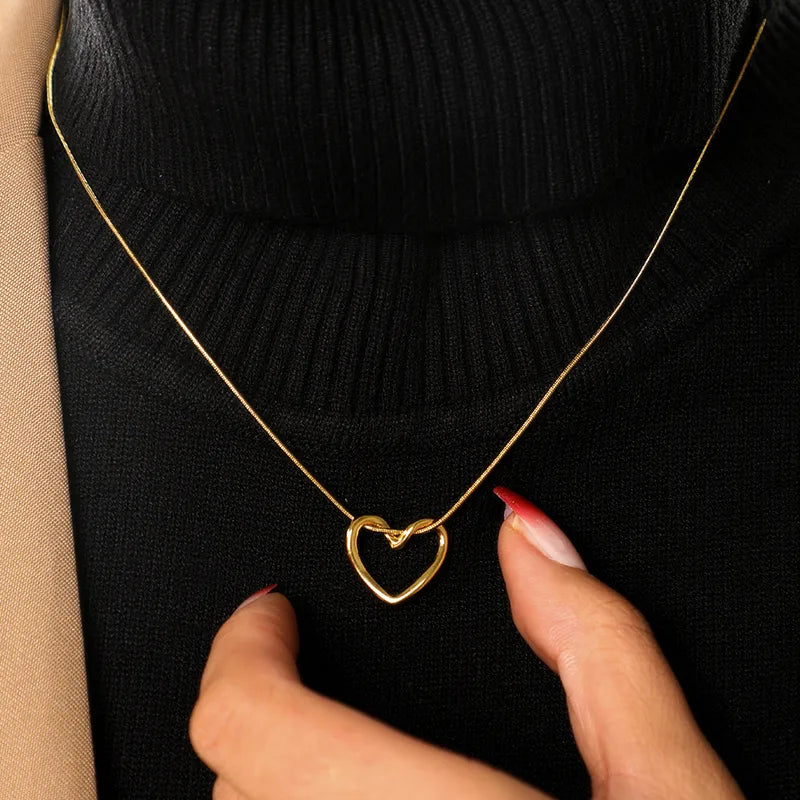 Heart Loop Necklace