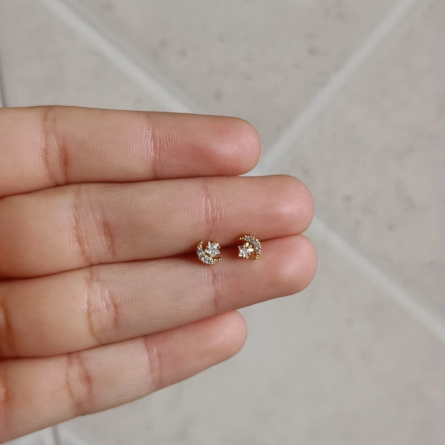 Moon star small studs - Pair Serenity Jewels
