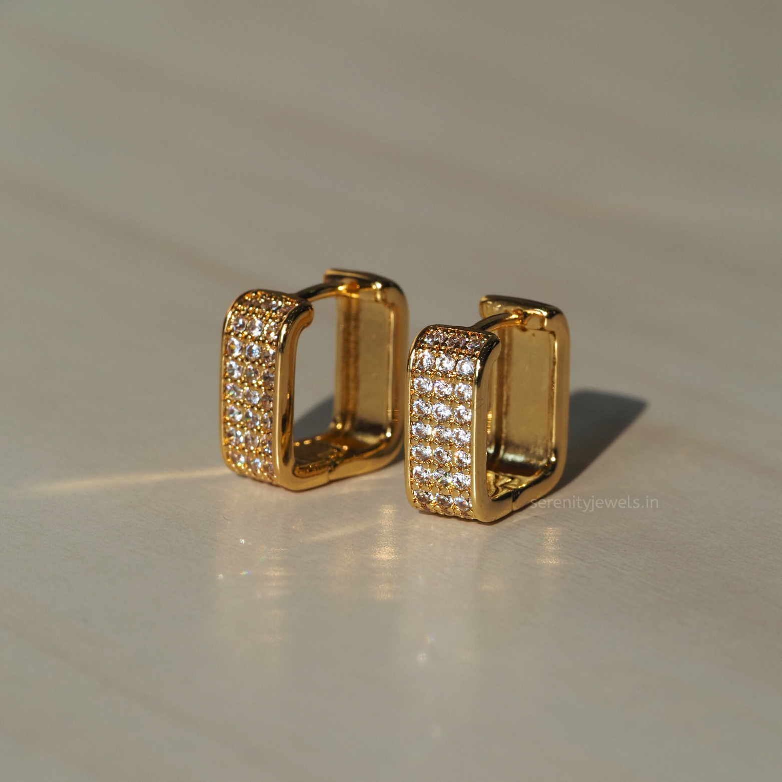 Finesse Hoops - PAIR