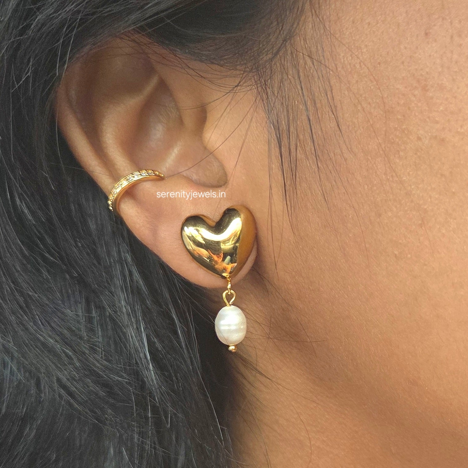 Lover's Pearl Drop Earrings