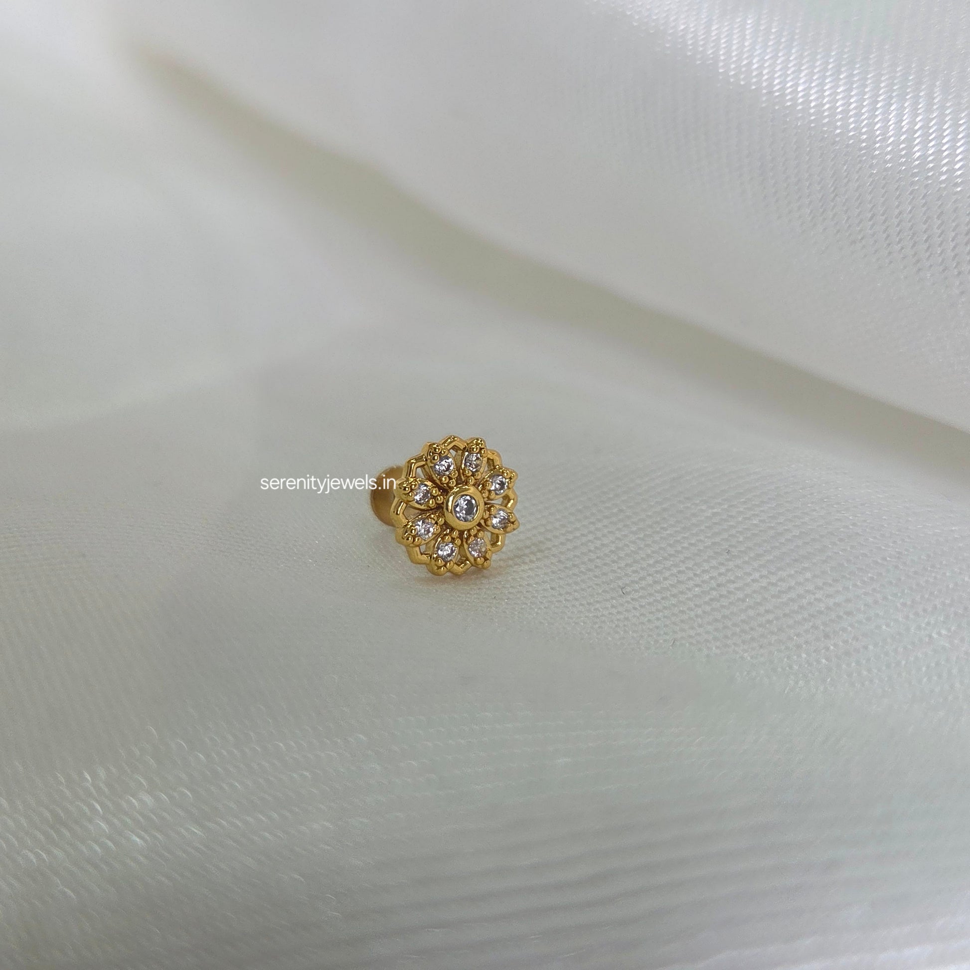Mariegold Flat Studs - PAIR
