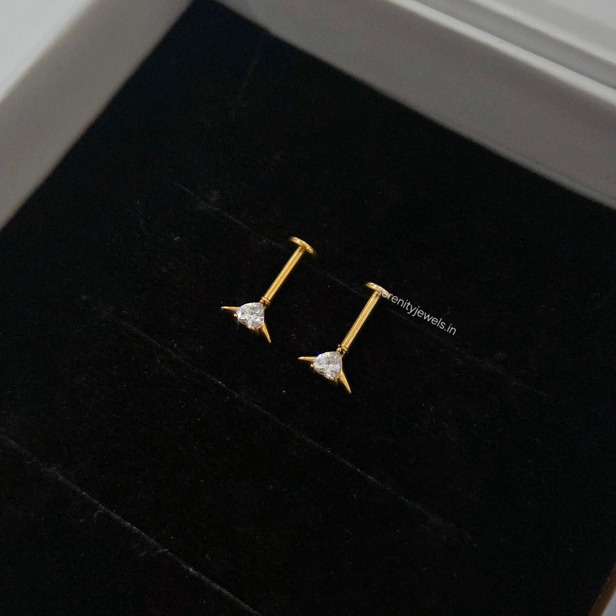 Lovelight Bugadi Studs - PAIR