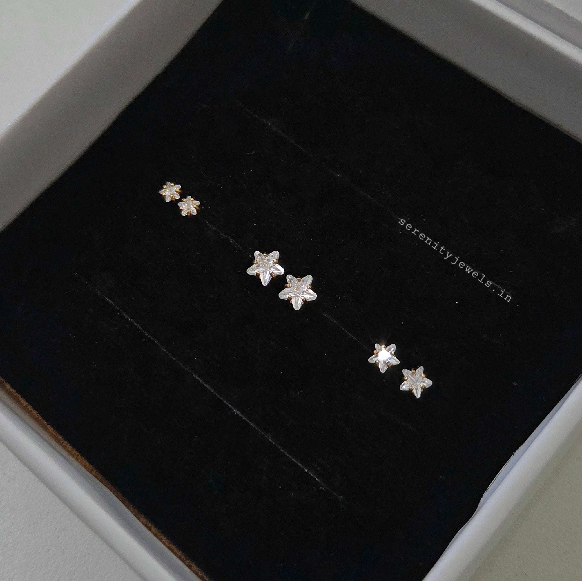 Star Solitaire Flat Studs - PAIR