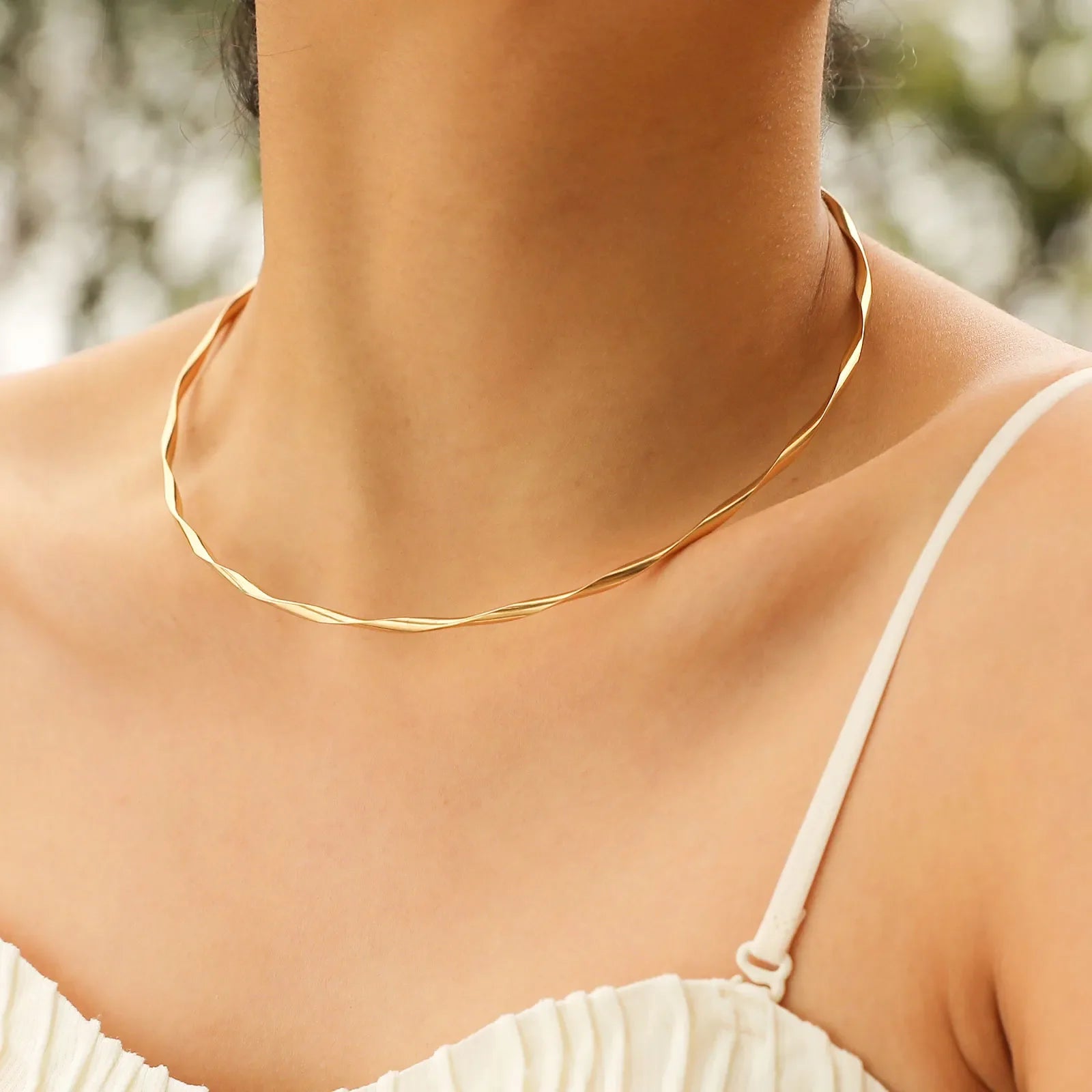 Athena Choker