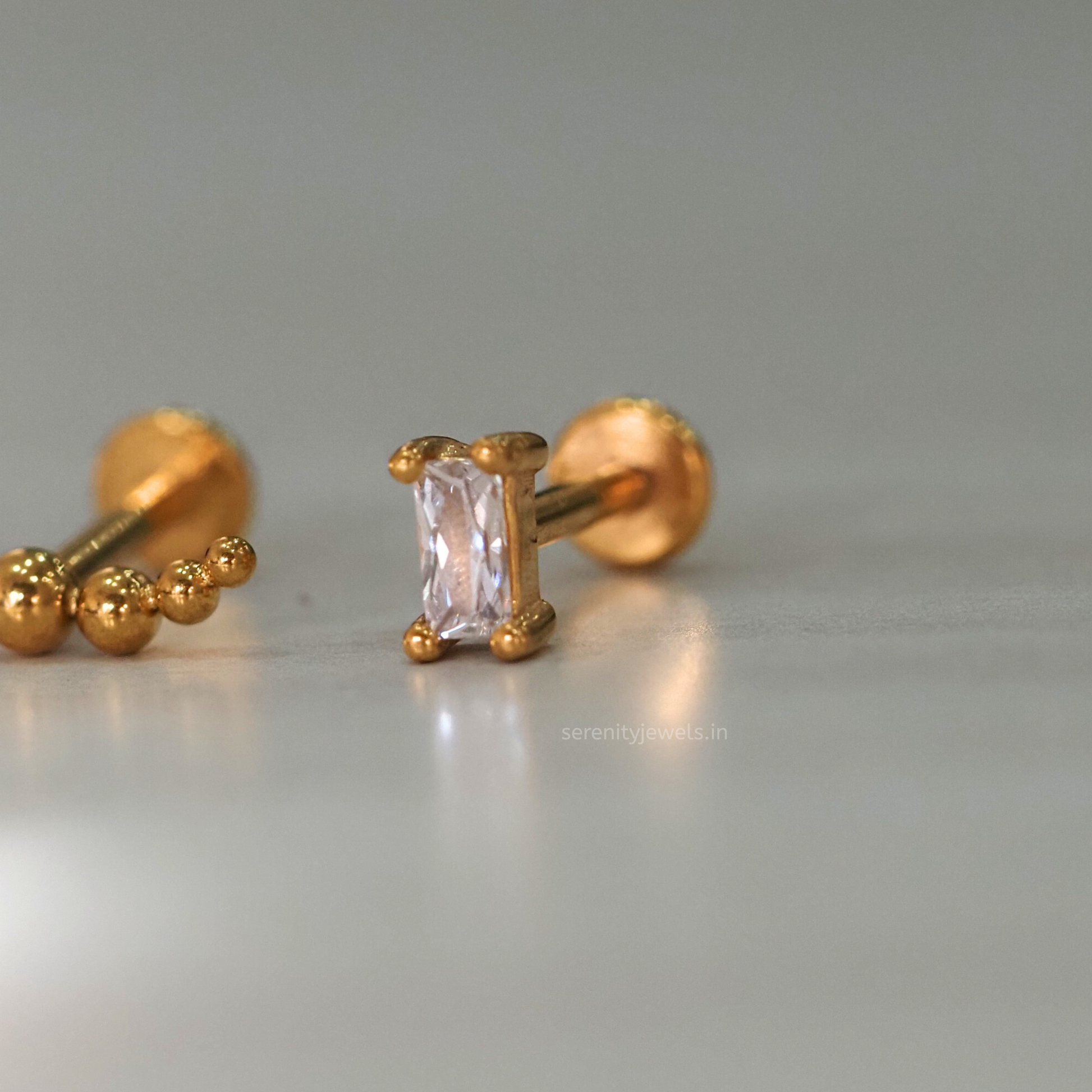 Emerald Solitarie Flat Studs - PAIR