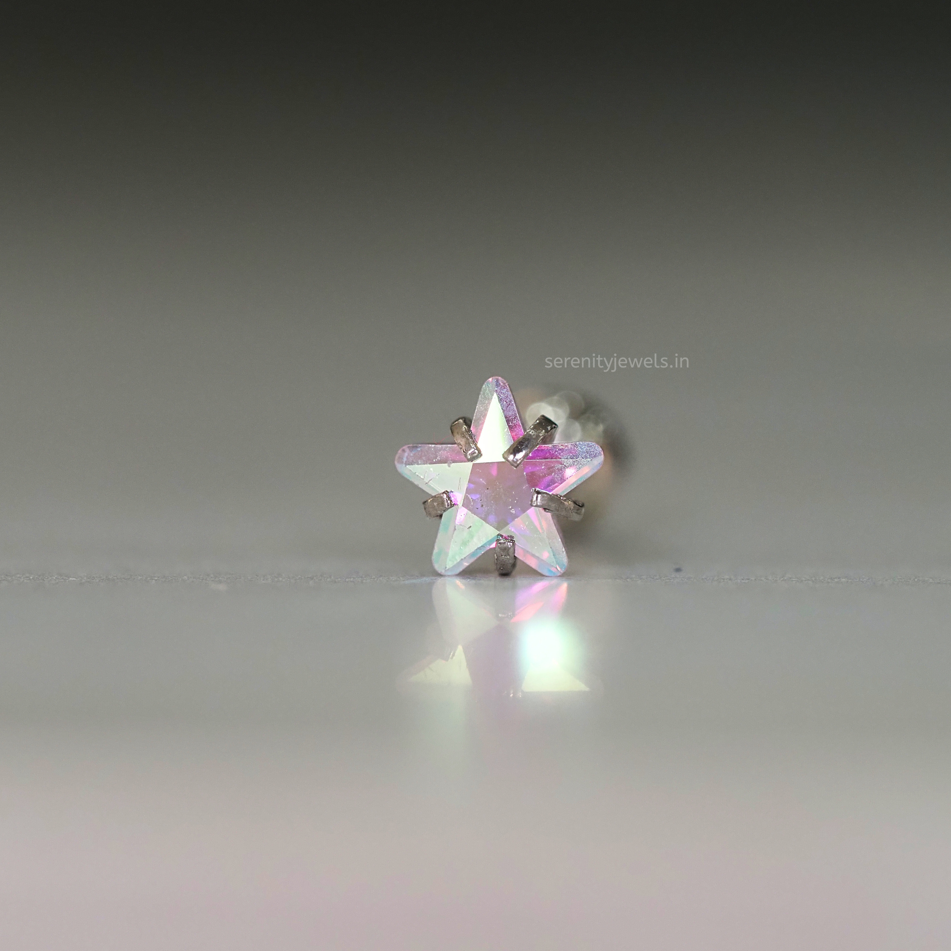 Noctora Solitaire Star Studs - Pair