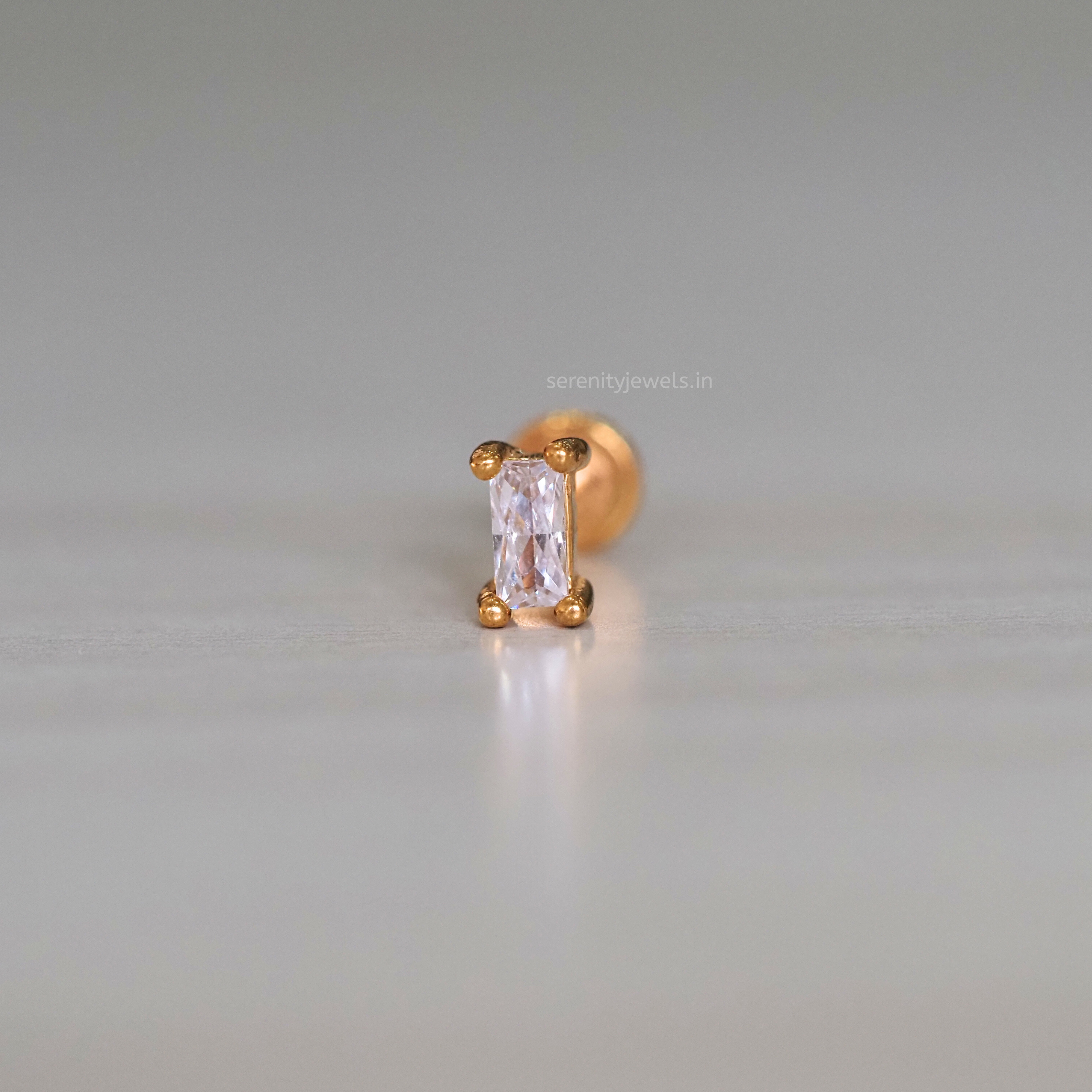 Emerald Solitarie Flat Studs - PAIR