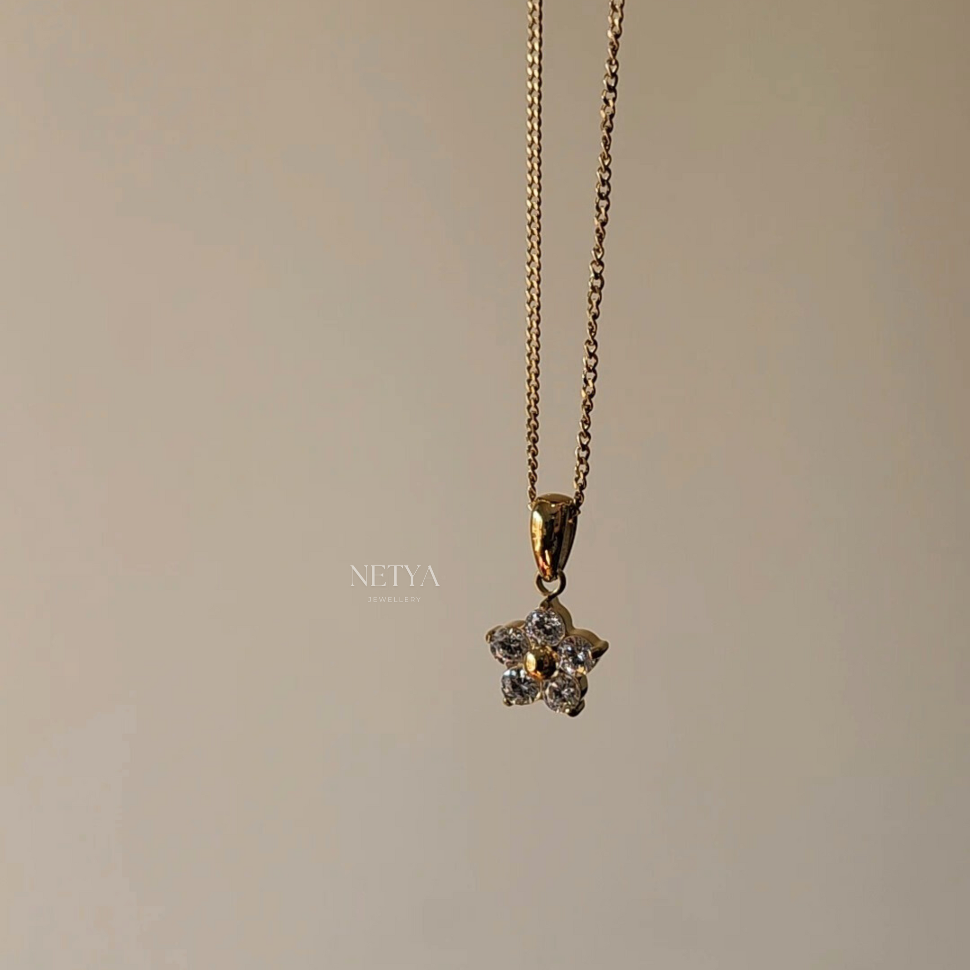 Flower Pendant Necklace