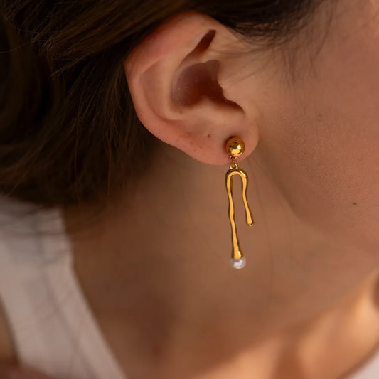 Mona Lisa Earrings