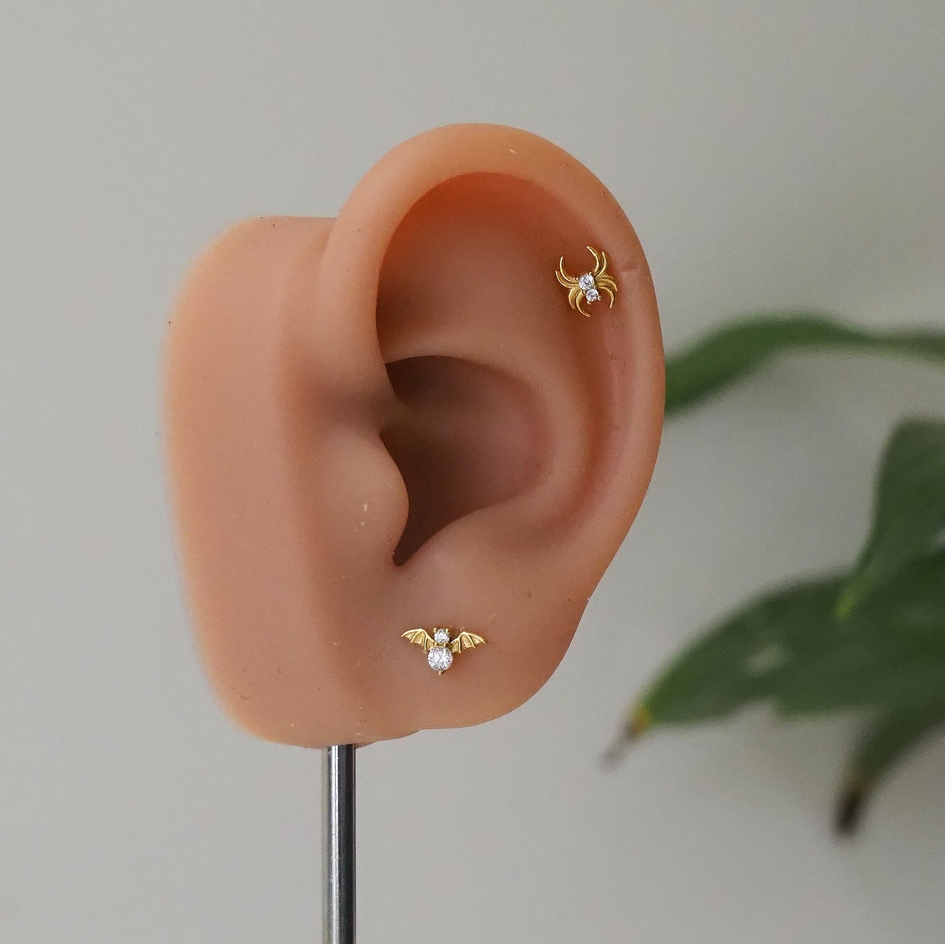 Darkwing Flat Studs - PAIR