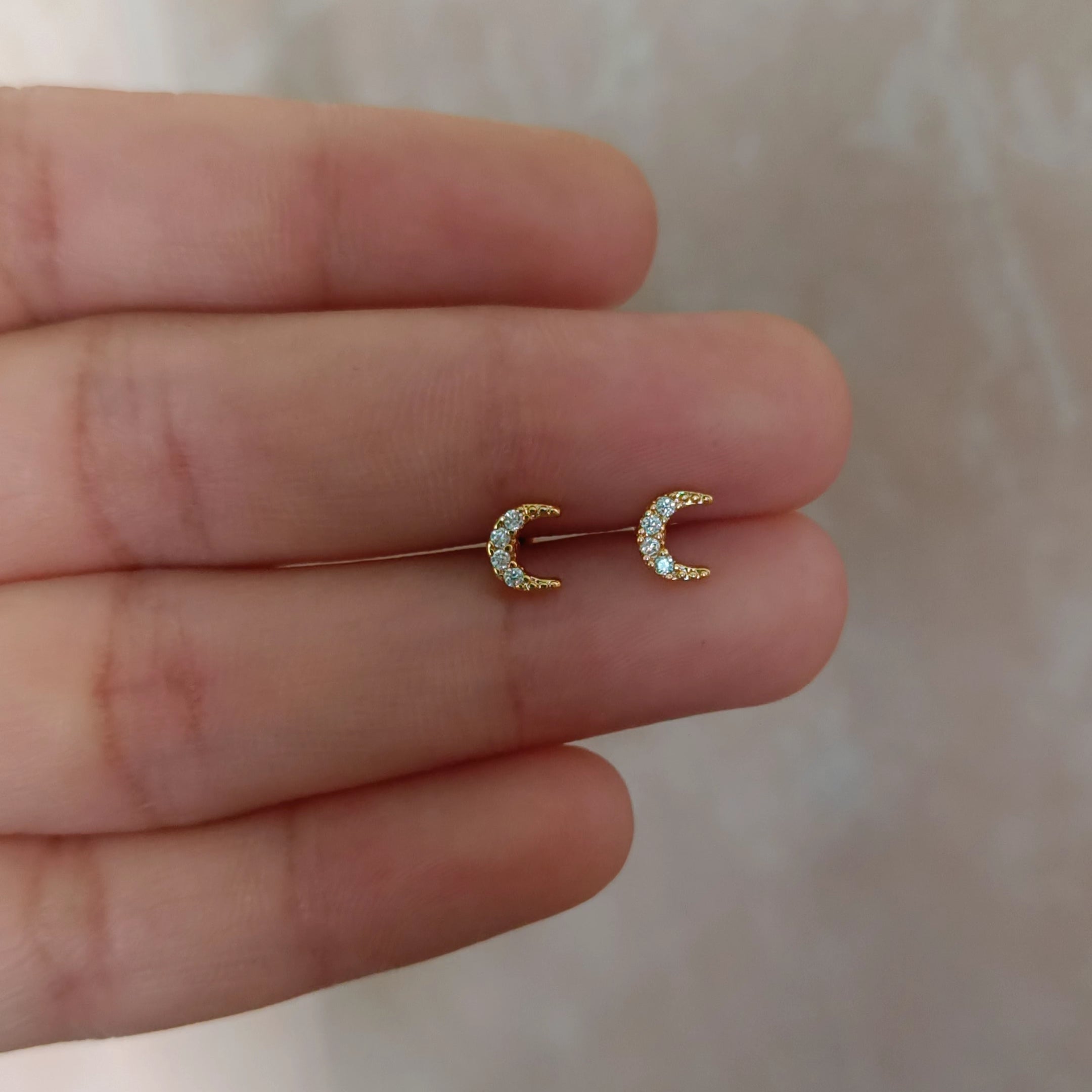 Small crescent moon studs - Pair