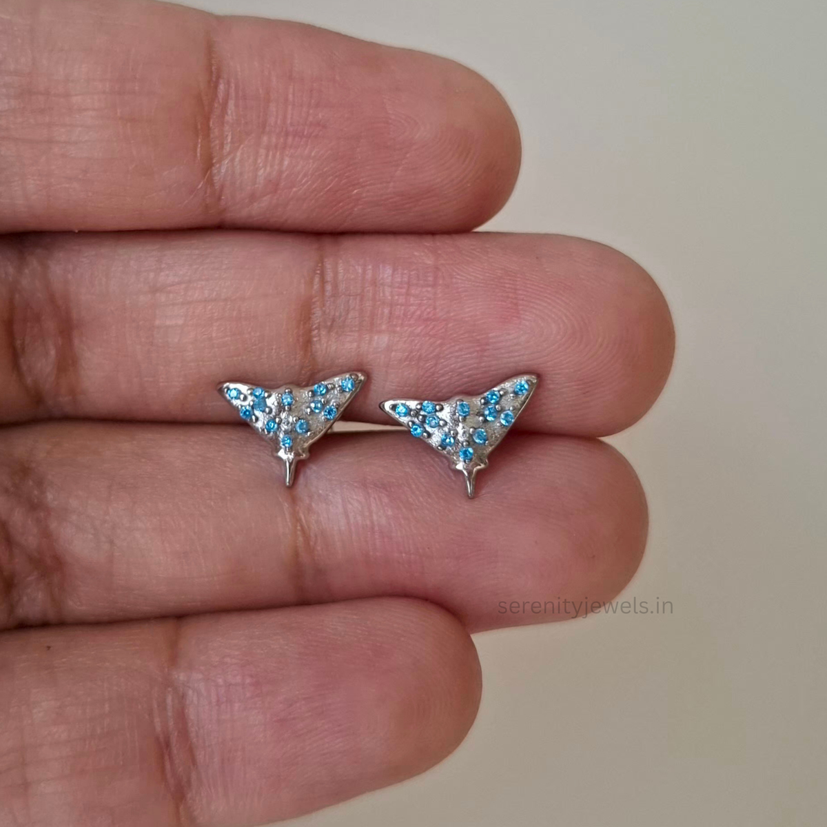 Spotted Eagle Ray Flat Studs - PAIR