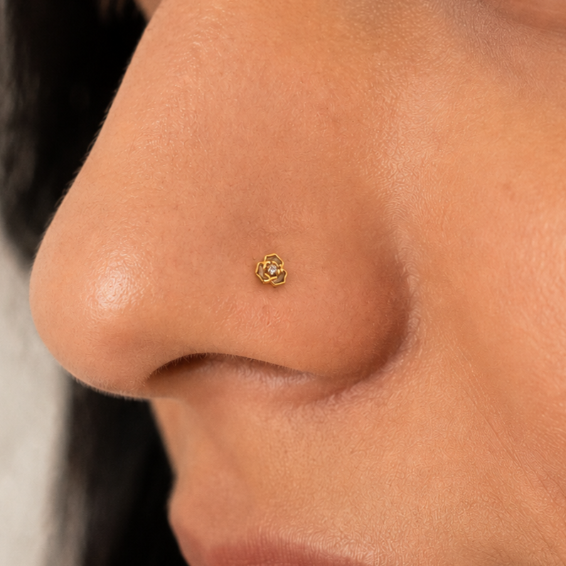Rosette Nose Stud - SINGLE