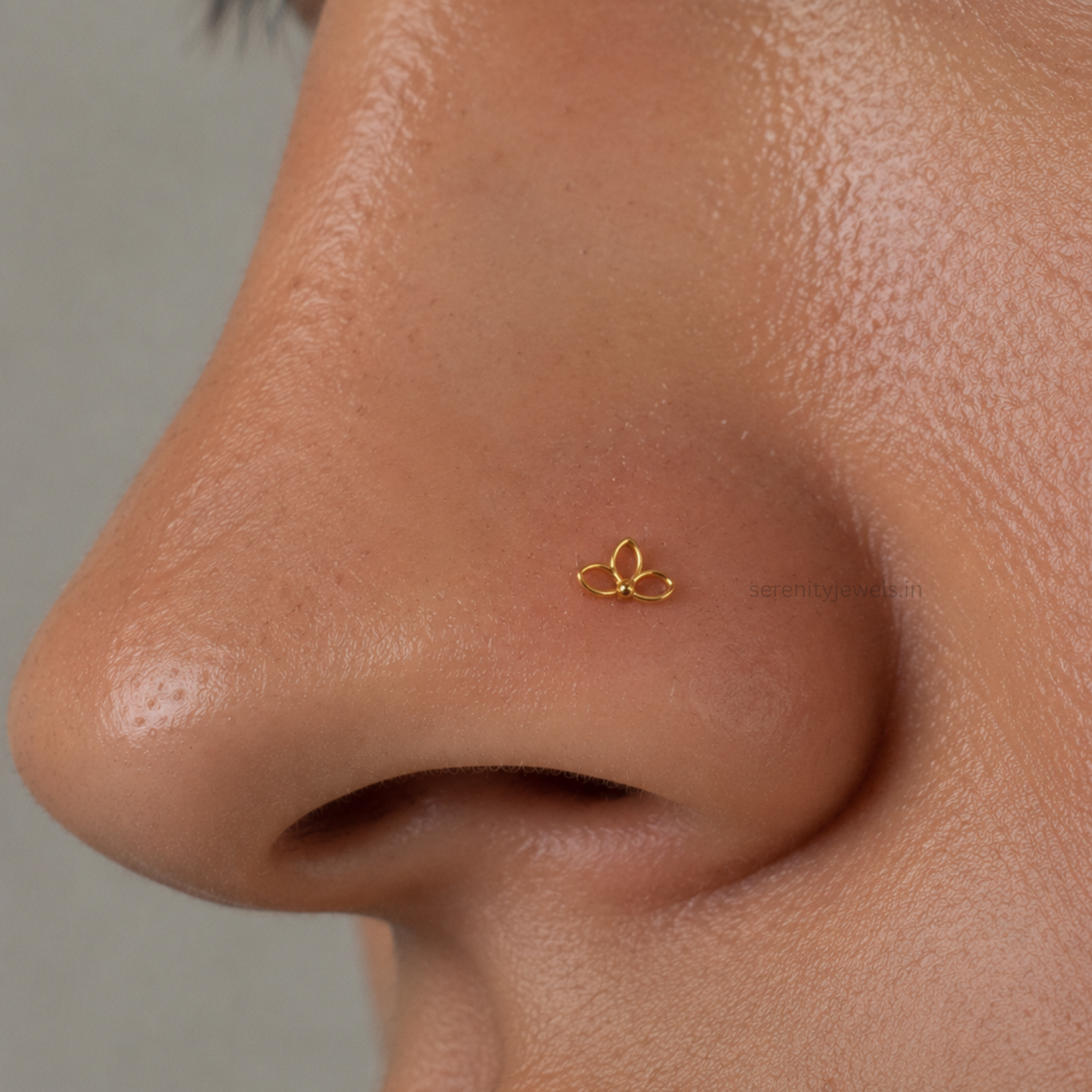 Celeste Petal Nose Stud - SINGLE