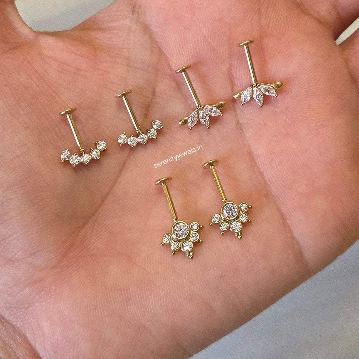 Floret Bugadi Studs - PAIR