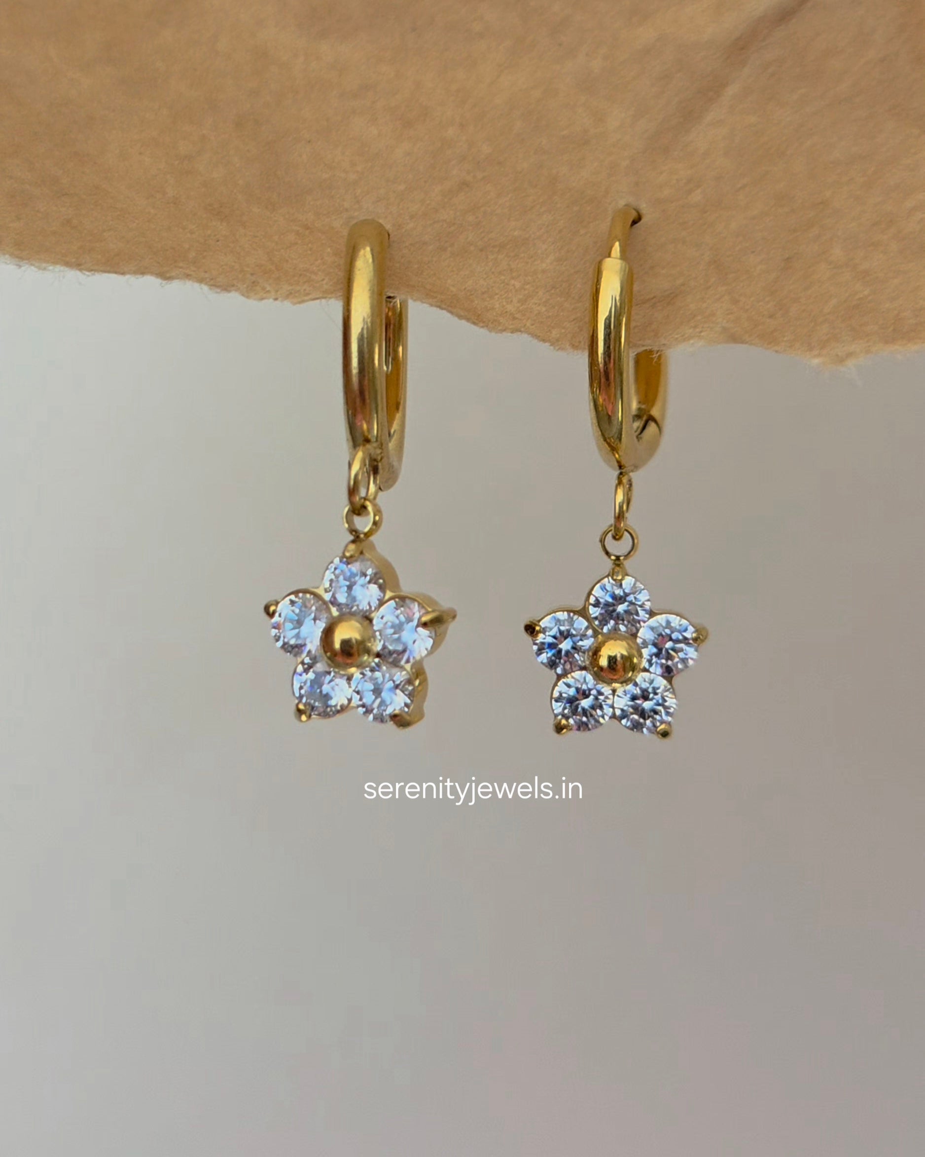 Flower Dangling Hoops