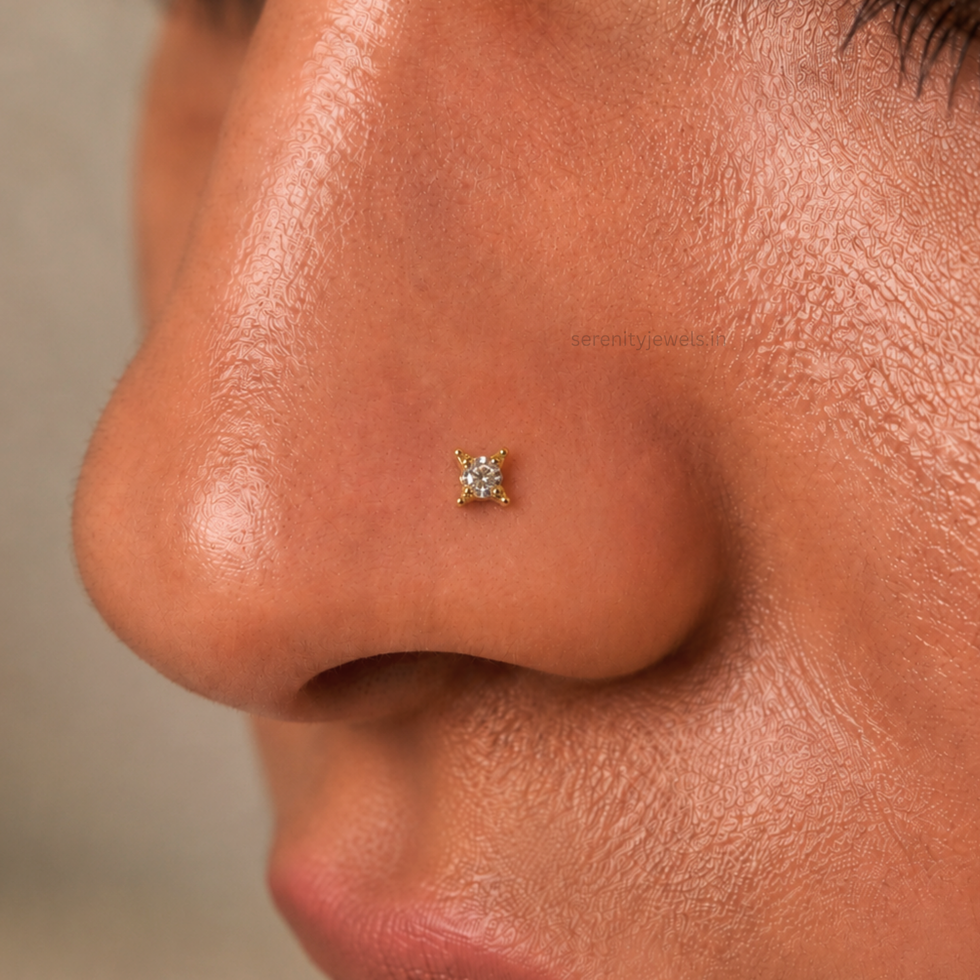 Shimmer Nose Stud - SINGLE