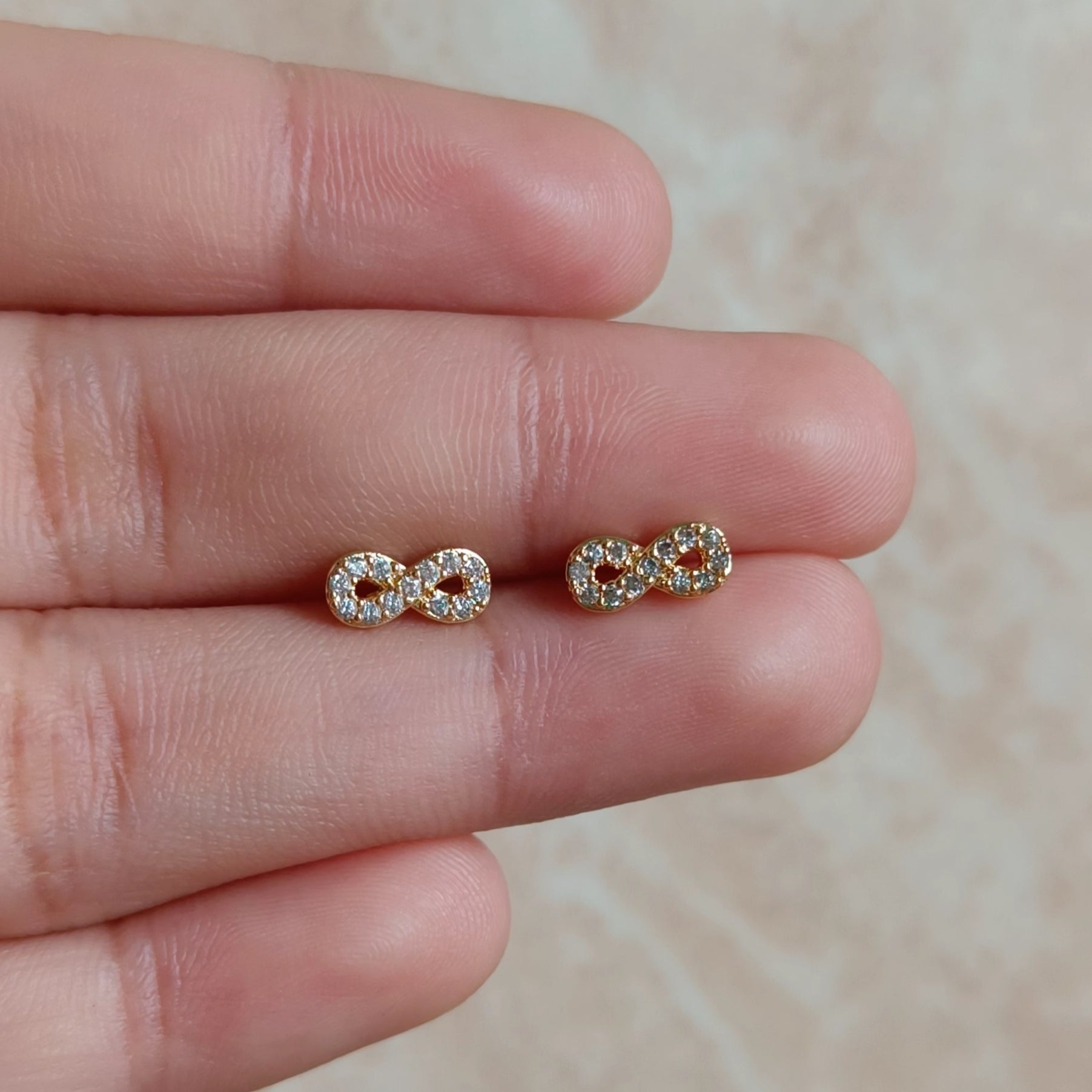 Infinity studs - Pair 2 Serenity Jewels