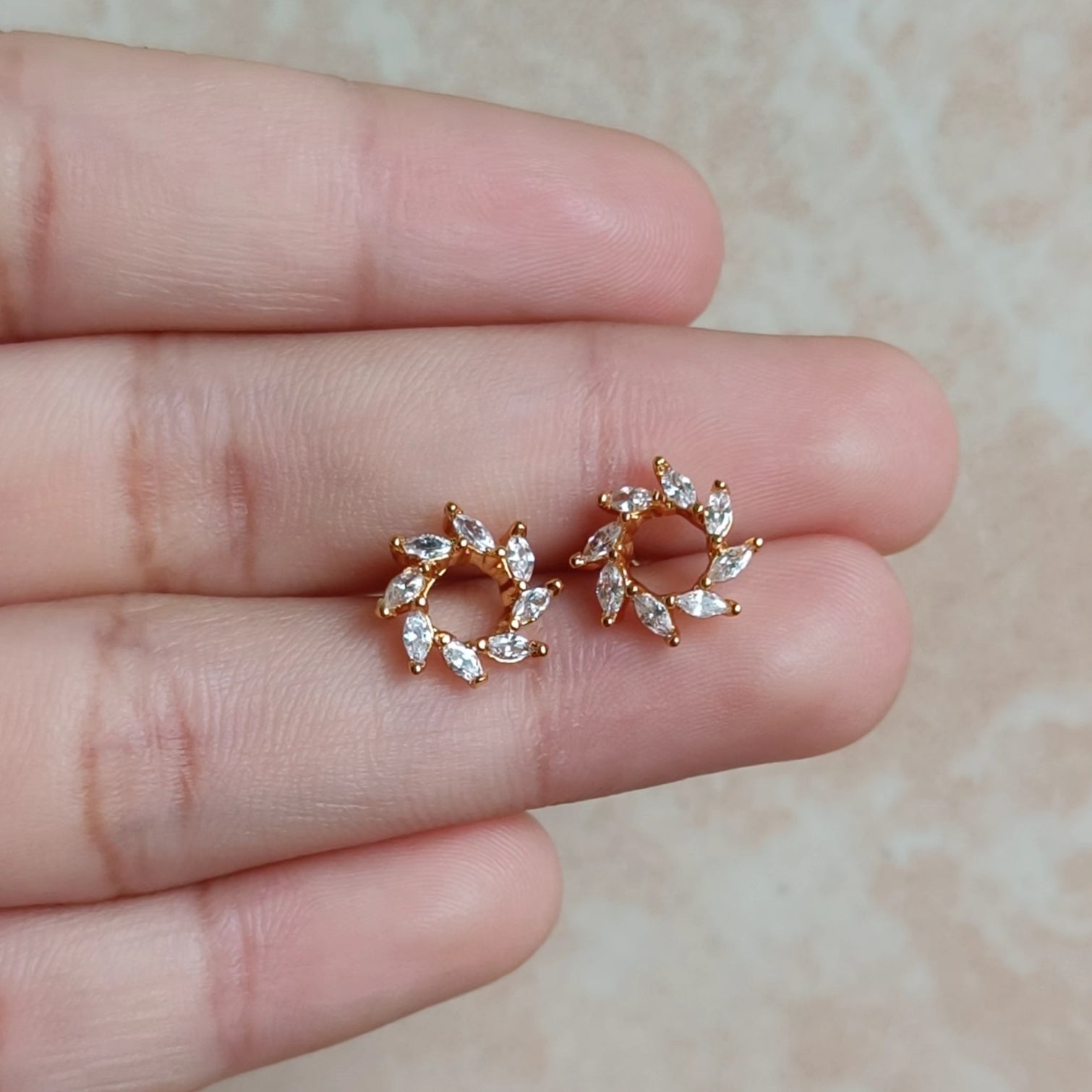 Round flower studs - Pair 2 Serenity Jewels